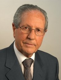 Retrato oficial de José M. Martínez